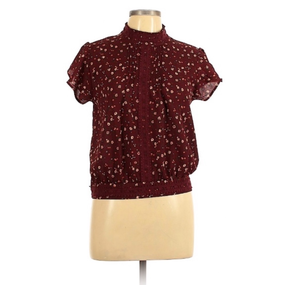Red floral Short Sleeve Blouse